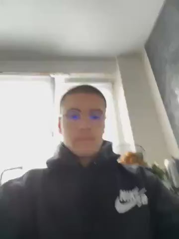 Semih - Empfehlt es jedem weiter